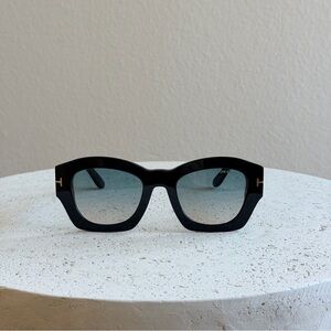 Tom Ford Guilliana sunglasses, NEW